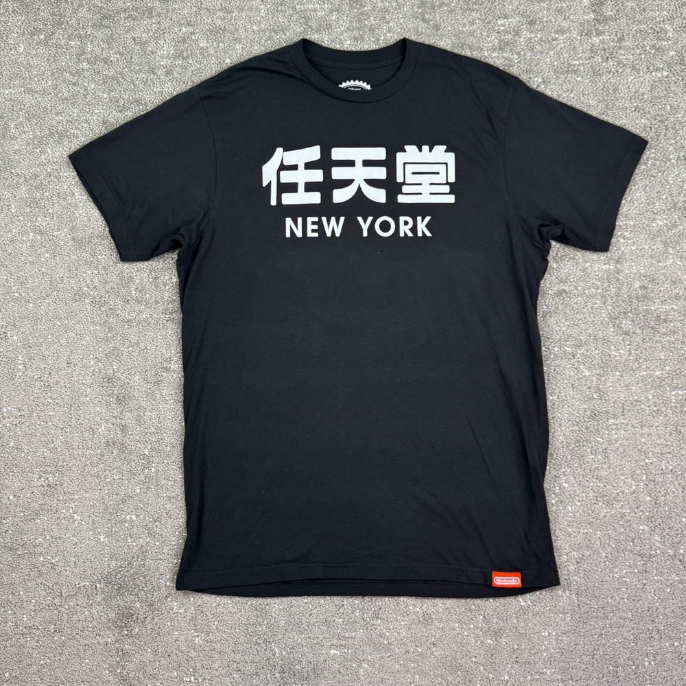 Nintendo T-Shirt Mens XL Black Japanese Kanji New York Flagship Store Exclusive